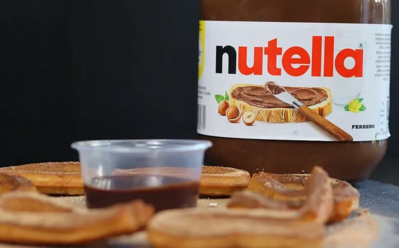 Churros nutellás mártogatóssal